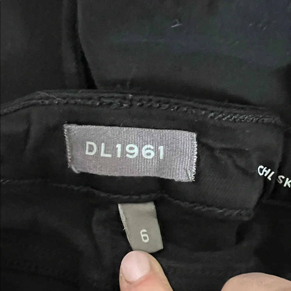 DL1961 Ultimate Black Denim Skinny Stretch - Picture 7 of 7